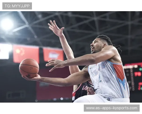 塞内加尔身体对抗强悍，多点进攻极具威胁